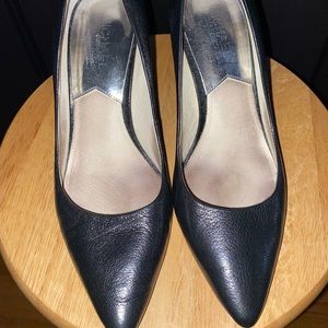 Black women pumps